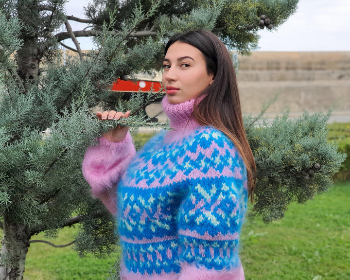 Pink Icelandic Mohair Sweater – Hand Knitted Fluffy Turtleneck Pullover T917