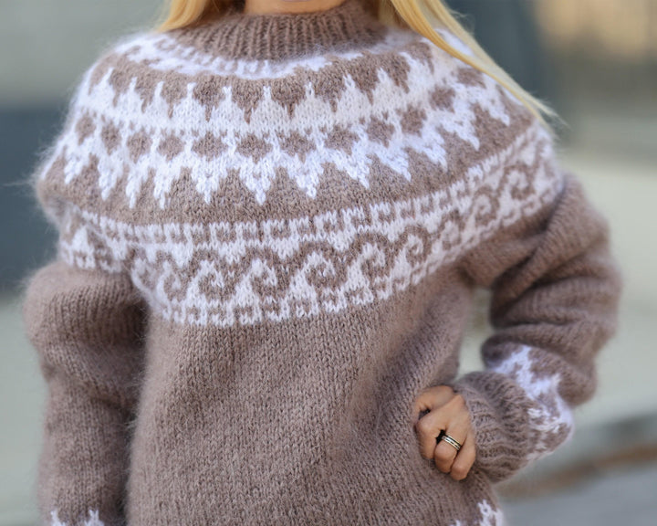 Beige Icelandic Mohair Sweater – Hand Knitted Scandinavian Jumper T1496