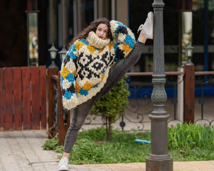 Extra Chunky Icelandic Wool Sweater, Hand Knitted 10-Strand Pullover T1403