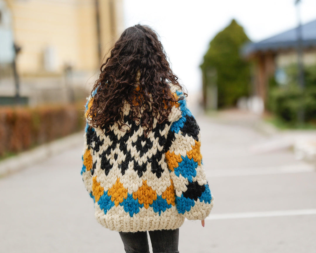 Extra Chunky Icelandic Wool Sweater, Hand Knitted 10-Strand Pullover T1403