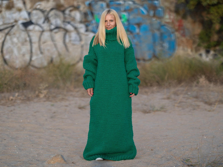 Green Wool Knit Turtleneck Maxi Sweater Dress T1237