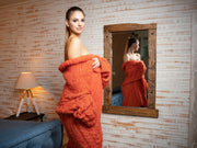 Robe pull en laine mérinos alpaga poilue, pull long en laine de lama floue tricoté à la main T1139