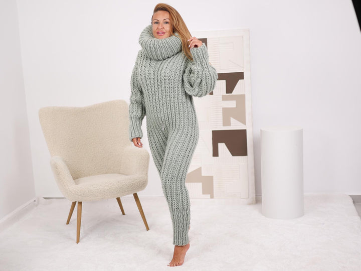 100 % Wool Catsuit – Hand-Knitted Extra Long Turtleneck Bodysuit in English Rib T1694