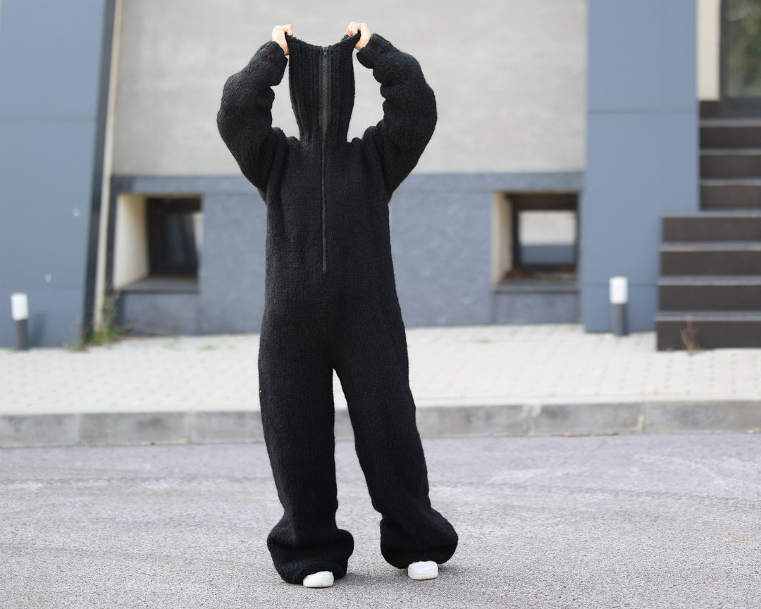 Alpaca Catsuit – 24-Strand Hand-Knitted Soft Turtleneck Bodysuit – Fluffy Warm One-Piece – T1495