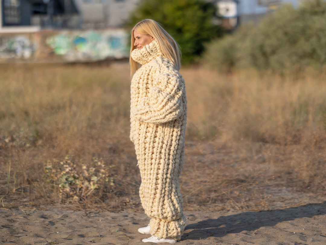 Hand-Knitted Wool Catsuit – Chunky Knit Turtleneck Overall T1242