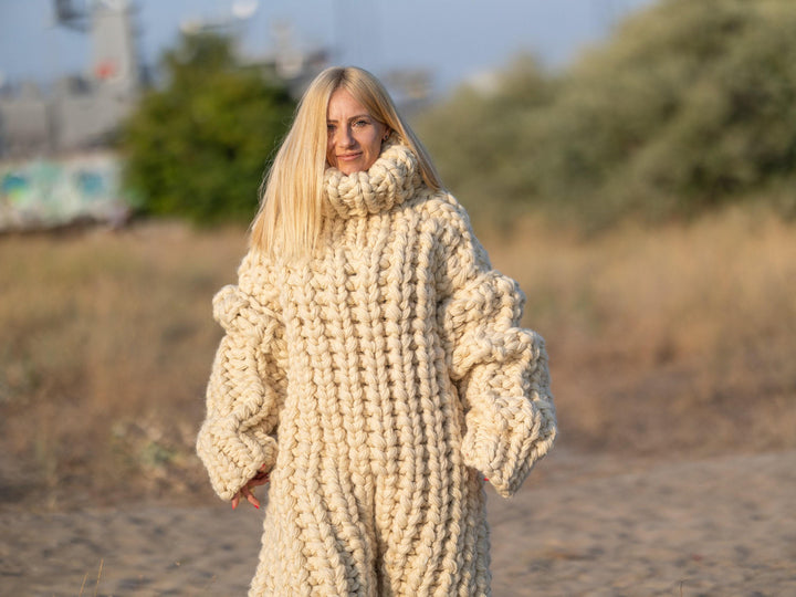 Hand-Knitted Wool Catsuit – Chunky Knit Turtleneck Overall T1242