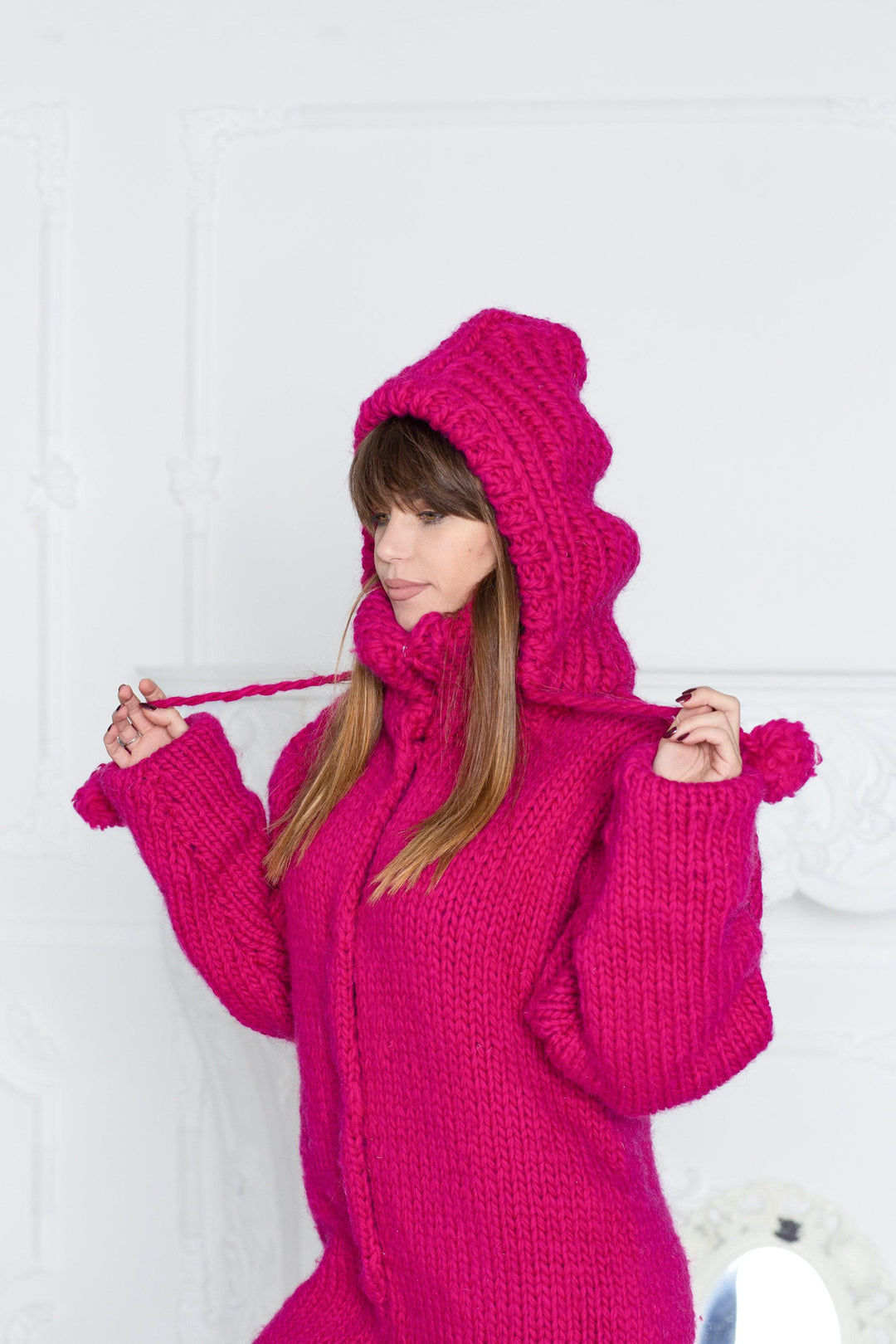 Wool Catsuit 3.5 kg – Hand-Knitted Chunky Hooded Full Body Jumpsuit – Heavy Knit One-Piece – T603