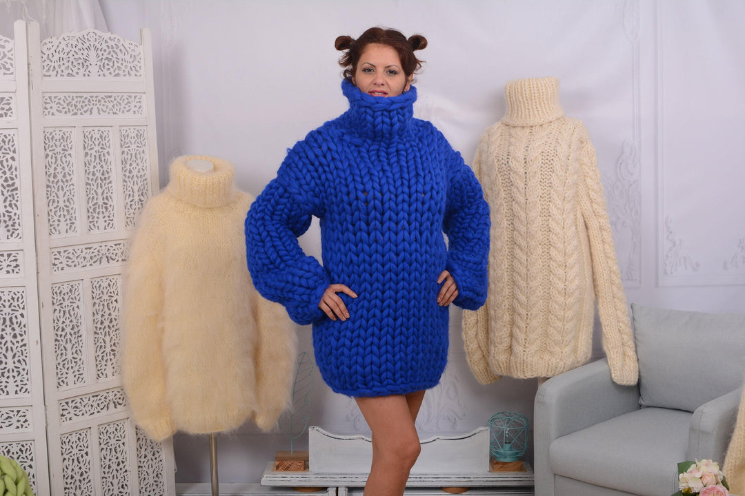 Super Chunky Merino Wool Sweater, Hand Knitted Giant Pullover T757
