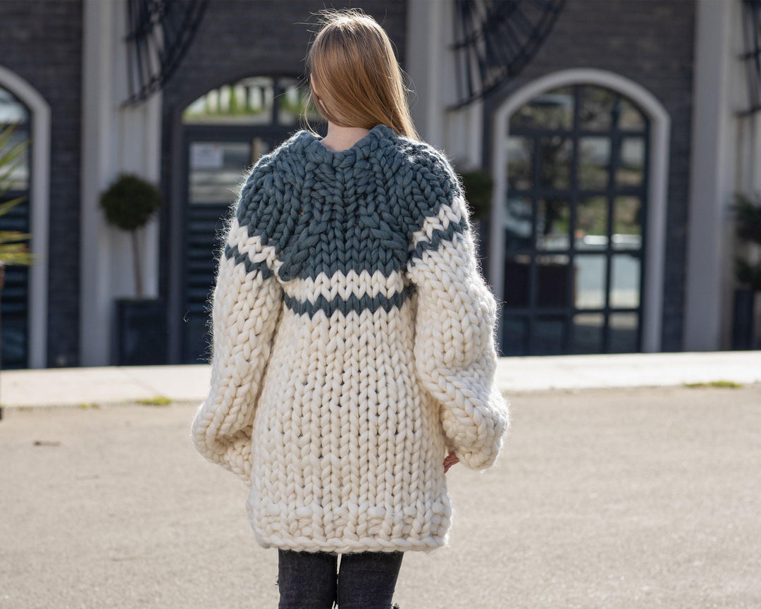 Super Chunky Merino Wool Sweater, Hand Knitted Giant Pullover T1040