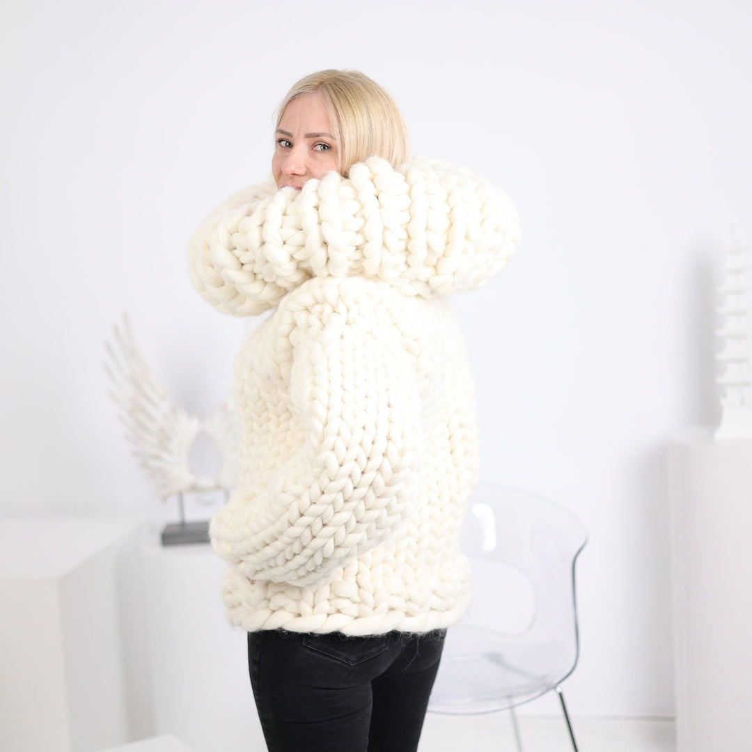 Extra Chunky Merino Wool Sweater, Hand Knitted Cream Turtleneck Pullover T1626