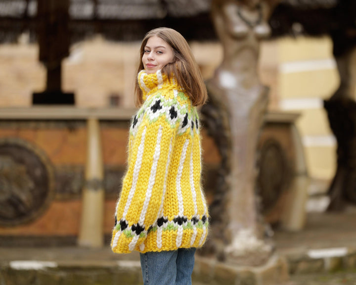 Yellow Icelandic Merino Wool Sweater, Hand Knitted Lopi Turtleneck Pullover T1366