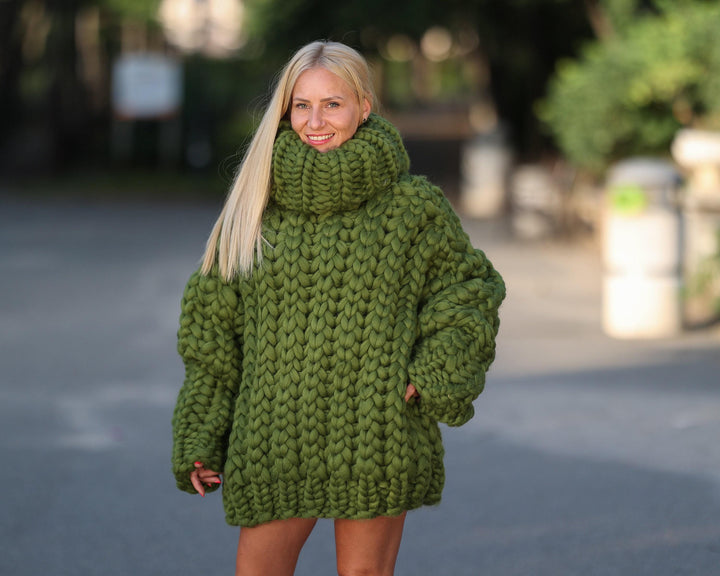 Extra Chunky Merino Wool Sweater with 50 cm Turtleneck, Hand Knitted Heavy Pullover T1448