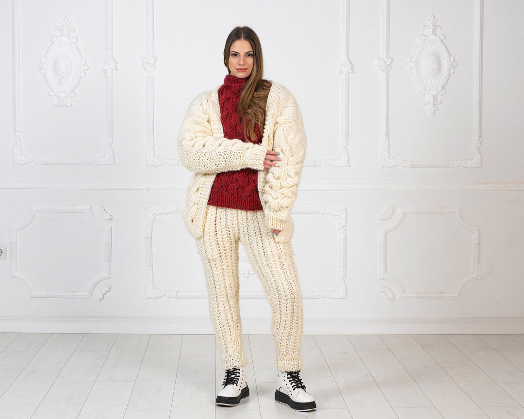 Cream Wool Knit Pants, Hand Knitted 100% Wool Joggers for Women T973