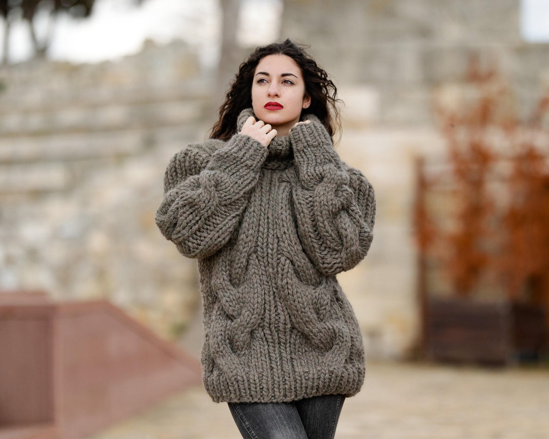 Super Chunky Yak Merino Sweater, Hand Knitted 15-Strand Thick Pullover T1393