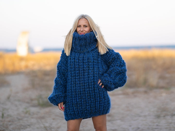 Chunky Blue Mohair Alpaca Merino Sweater, Hand Knitted 10-Strand Pullover T1250