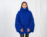 Pull en mohair et laine bleu, tricoté à la main, torsadé avec manches larges T985W