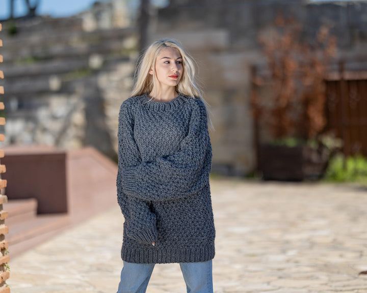 One available in size 6XL, Extarfine alpaca and lambswool yarn sweater T1428