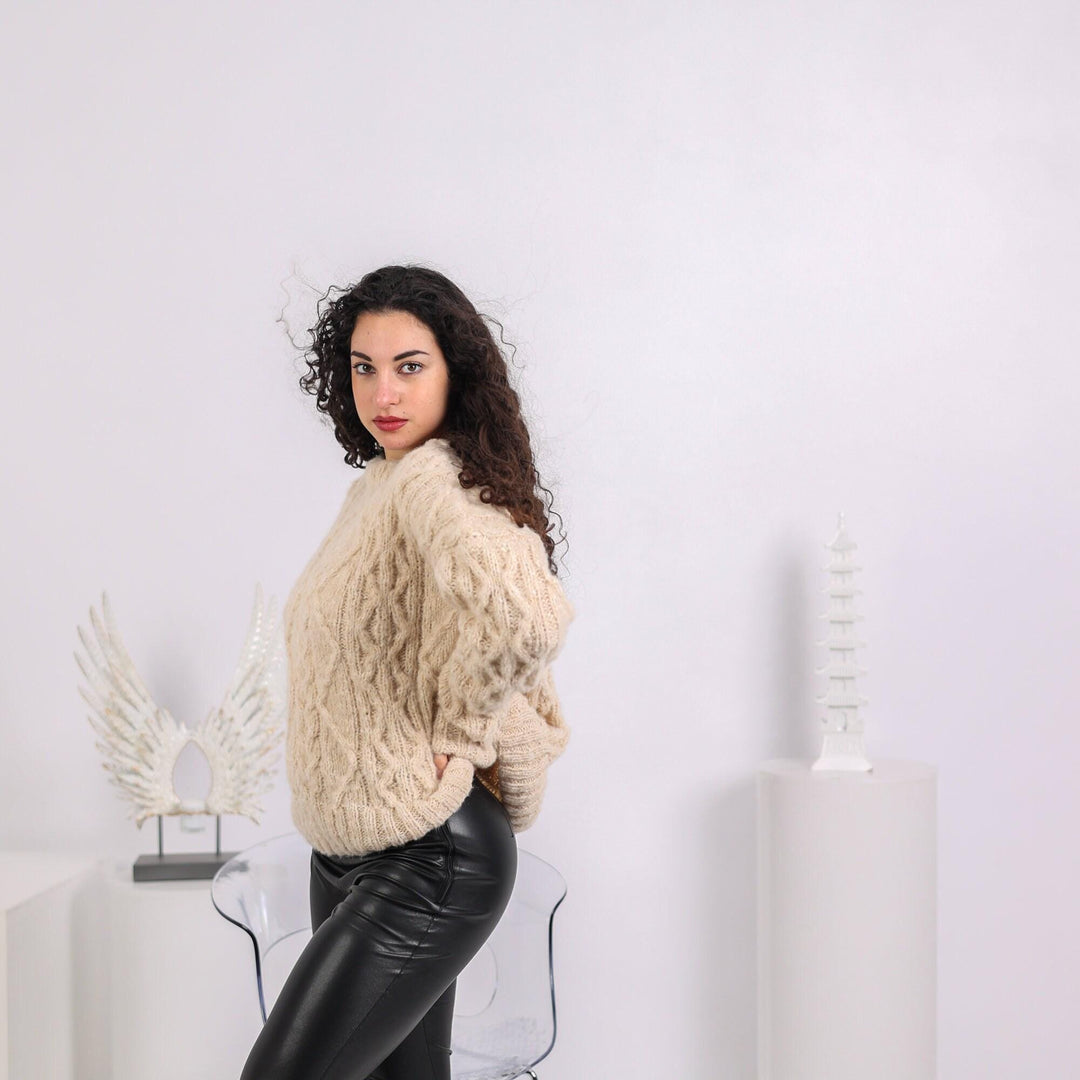 One available in size 4XL , Cable knit Sweater, Alpaca Superfine Crew Neck Jumper T1641