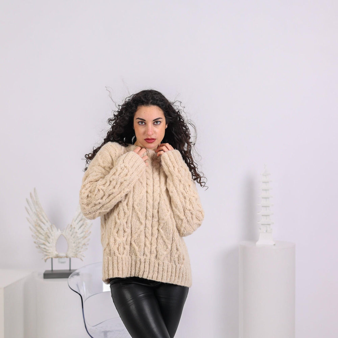 One available in size 4XL , Cable knit Sweater, Alpaca Superfine Crew Neck Jumper T1641