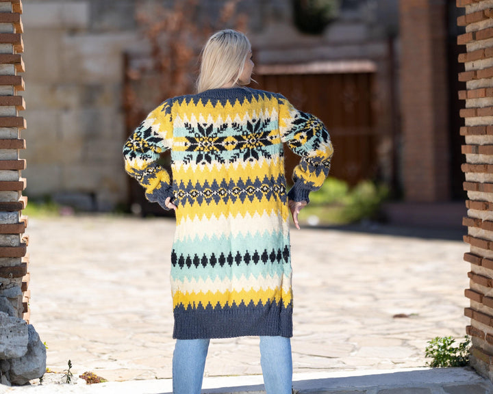 One available in size XL , 100% Wool Cardigan, Hand knit Coat T1429