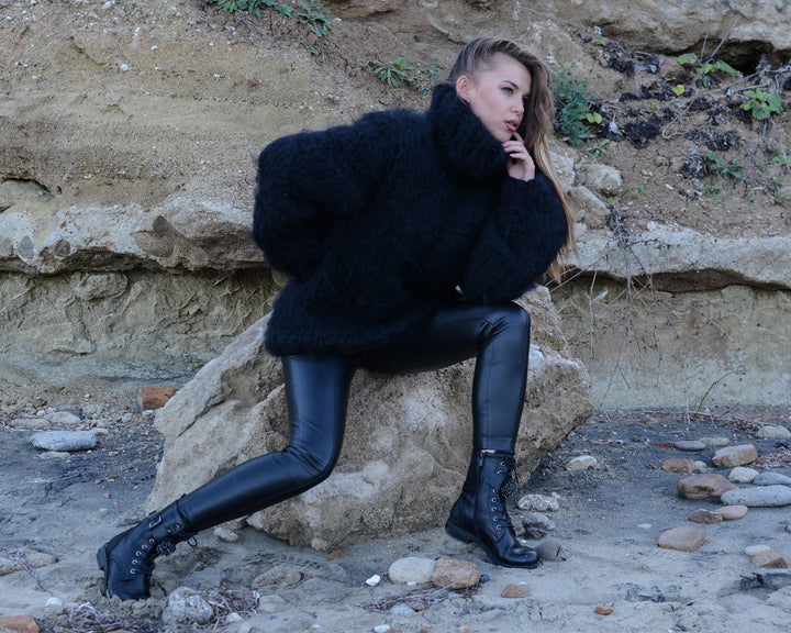 Black Mohair–Wool Mix Sweater – Hand-Knitted Chunky Turtleneck Pullover T674W