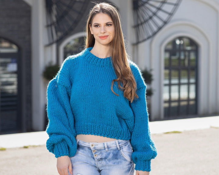 One available in size XL Short Sweater with Oversized Sleeves, 100 % Wool Jumper T1025