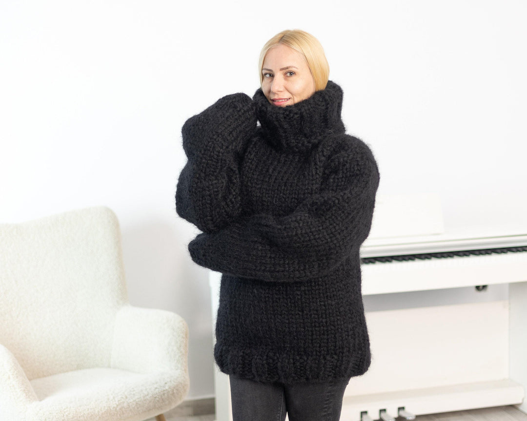 12-Strand Big Mohair Sweater – Hand-Knitted Chunky Unisex Pullover T1536