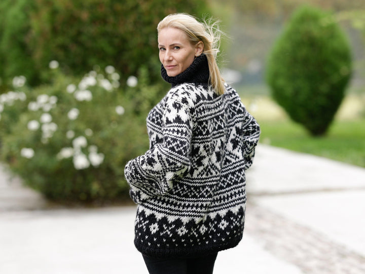 Norwegian Wool Sweater, Hand Knitted Icelandic Jumper, Chunky Nordic Wool Pullover T1123