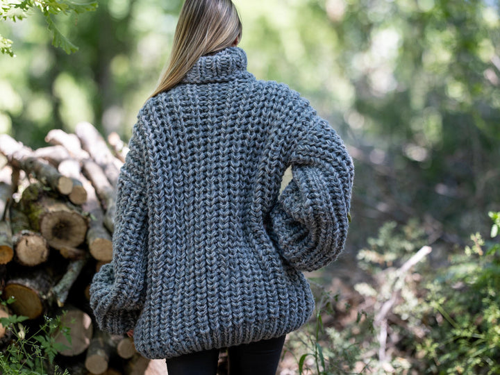 Super Chunky Italian Alpaca Wool Sweater, Hand Knitted 14-Strand Thick Pullover T1203