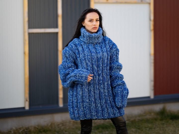 Super Chunky Alpaca Wool Sweater, Hand Knitted 24-Strand Thick Pullover T1184