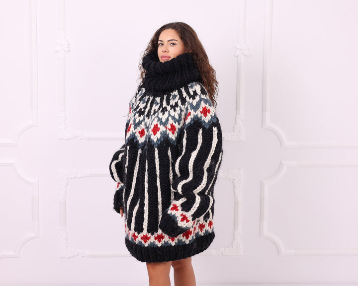 Black multicolour merino roving Nordic sweater with 50 cm turtleneck side view