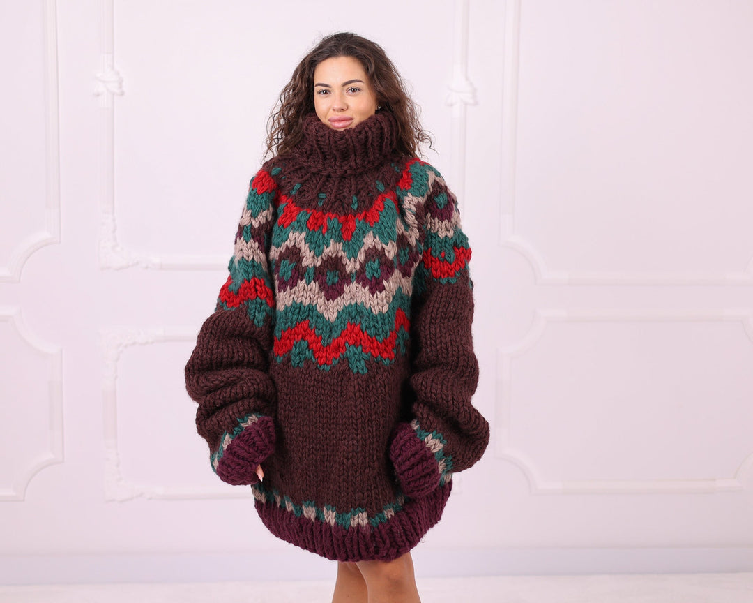 Multicolour 5-strand wool Nordic sweater front pose