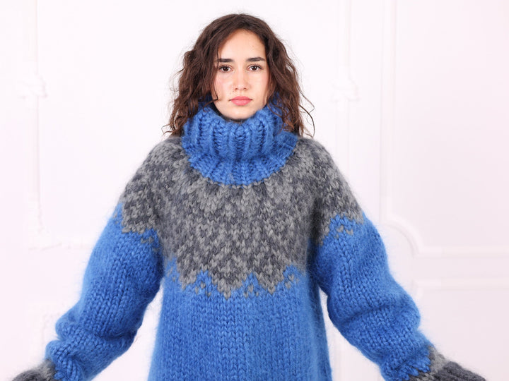 Blue gray Nordic mohair turtleneck sweater close-up yoke view