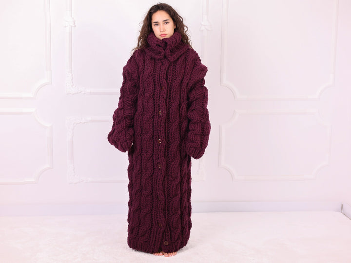Burgundy chunky wool maxi cardigan collar closed front view