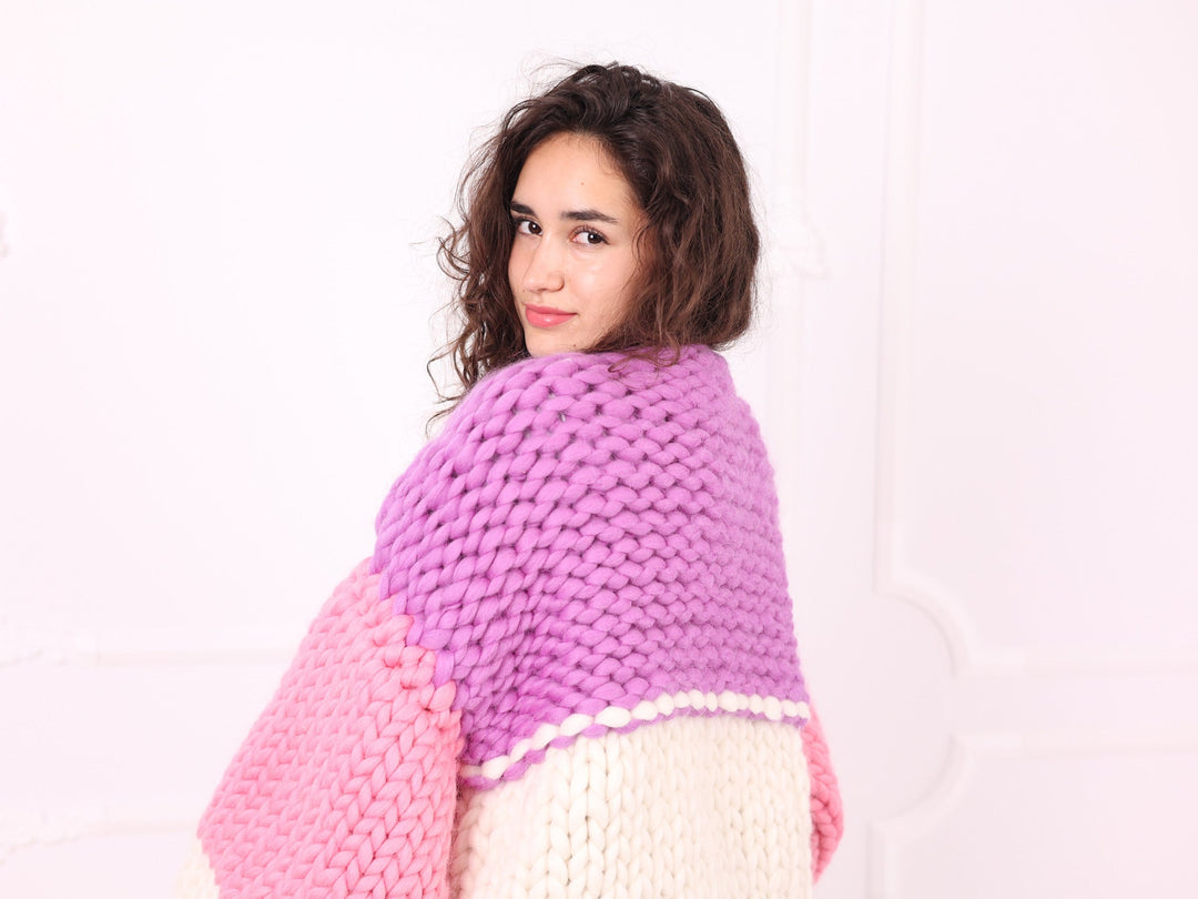 Pink lilac ivory merino roving cardigan close-up back shoulder detail