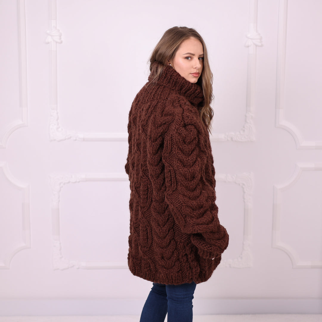 Brown oversized wool cable cardigan T2388 side view