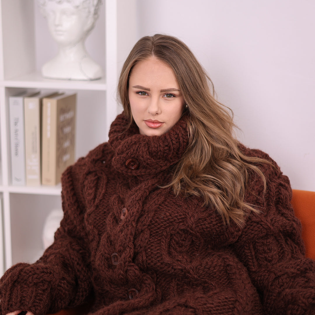 Brown 100 percent soft wool cable cardigan T2388 close-up