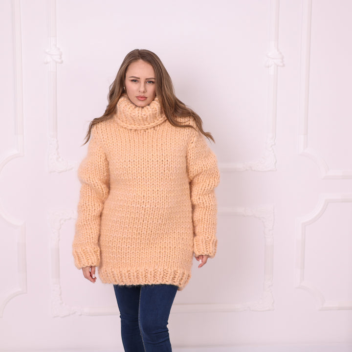 Soft peach 8-strand mohair wool chunky turtleneck sweater T2396 full front view