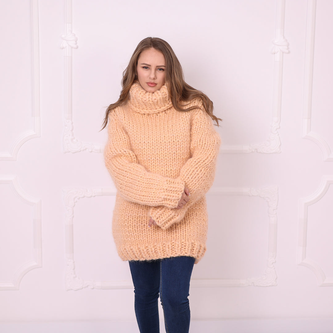 Soft peach hand knit mohair wool turtleneck sweater T2396 voluminous sleeve detail