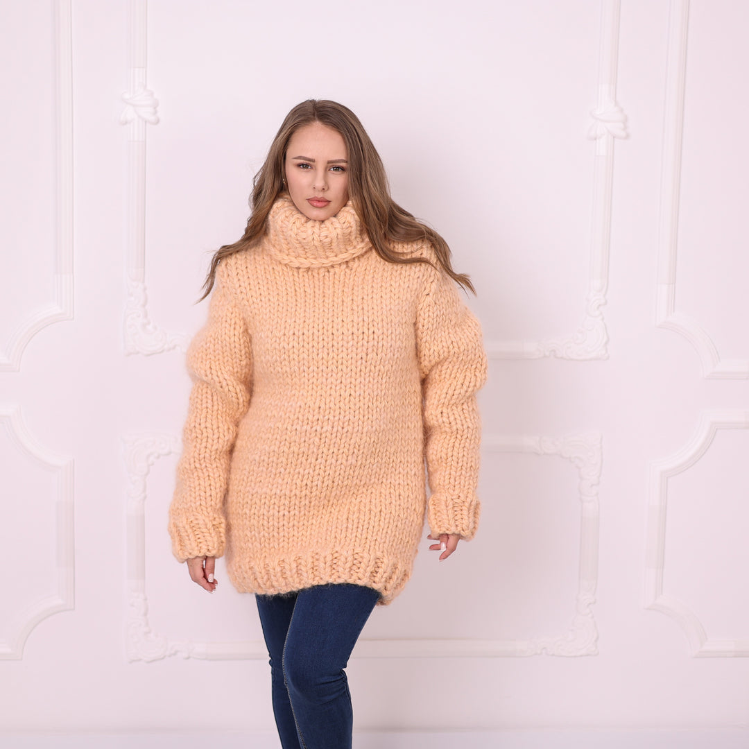 Soft peach chunky mohair wool oversized sweater T2396 relaxed front fit