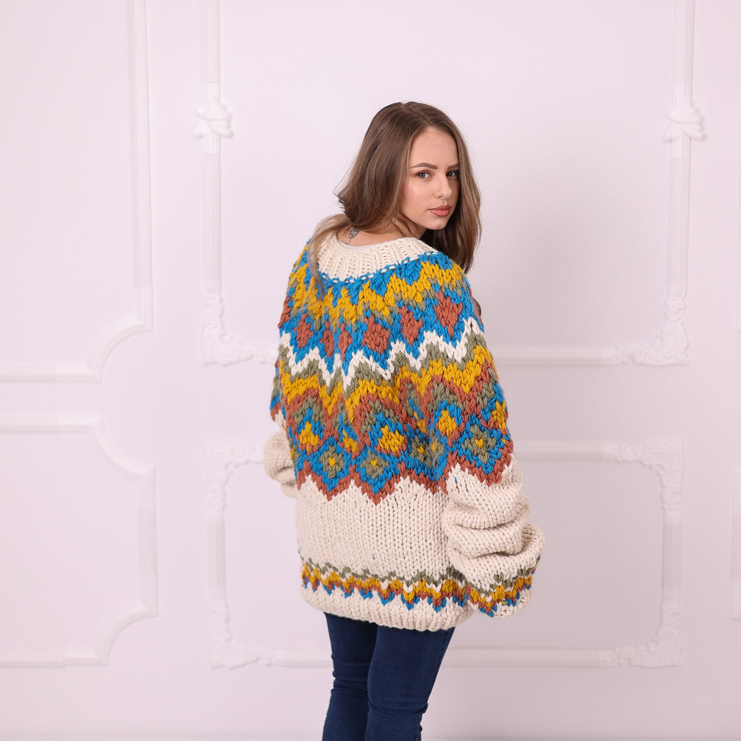 Oversized multicolor raw wool Nordic sweater back angle T2401