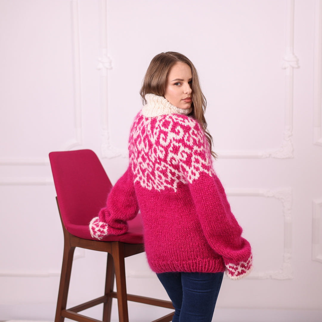 Fuchsia ivory chunky alpaca Nordic sweater back angle T2405