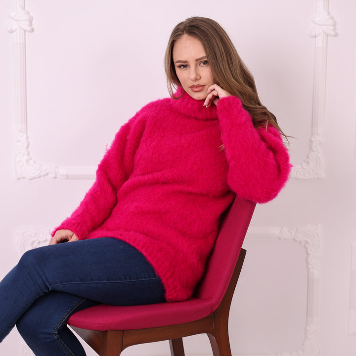 Hot pink fuzzy kid mohair turtleneck sweater T2406 texture detail