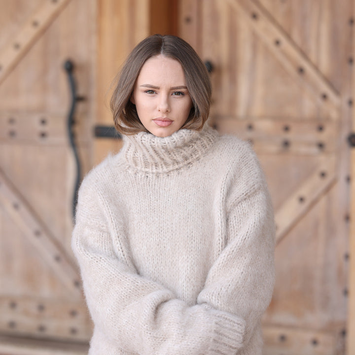 Beige 10 strand baby alpaca oversized chunky turtleneck sweater T2417 photo 3