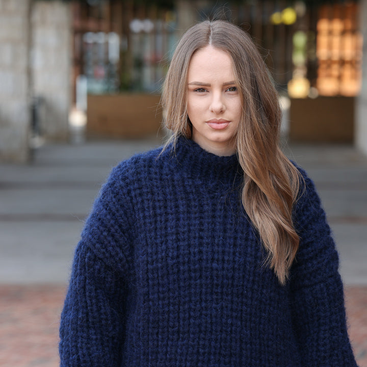 Navy blue baby alpaca oversized English rib sweater T2421 product image 9