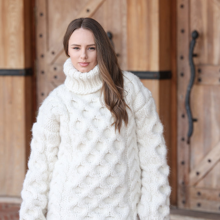 Cream baby alpaca oversized chunky cable honeycomb knit turtleneck sweater T2422 photo 5